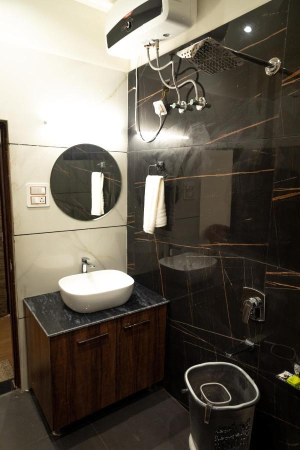 Hotel The Florence Chamba  Bagian luar foto