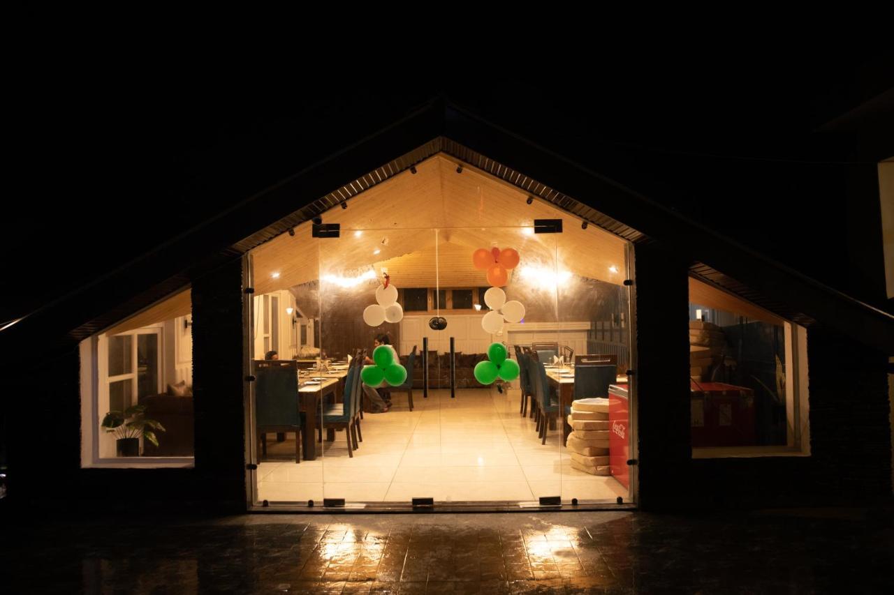 Hotel The Florence Chamba  Bagian luar foto