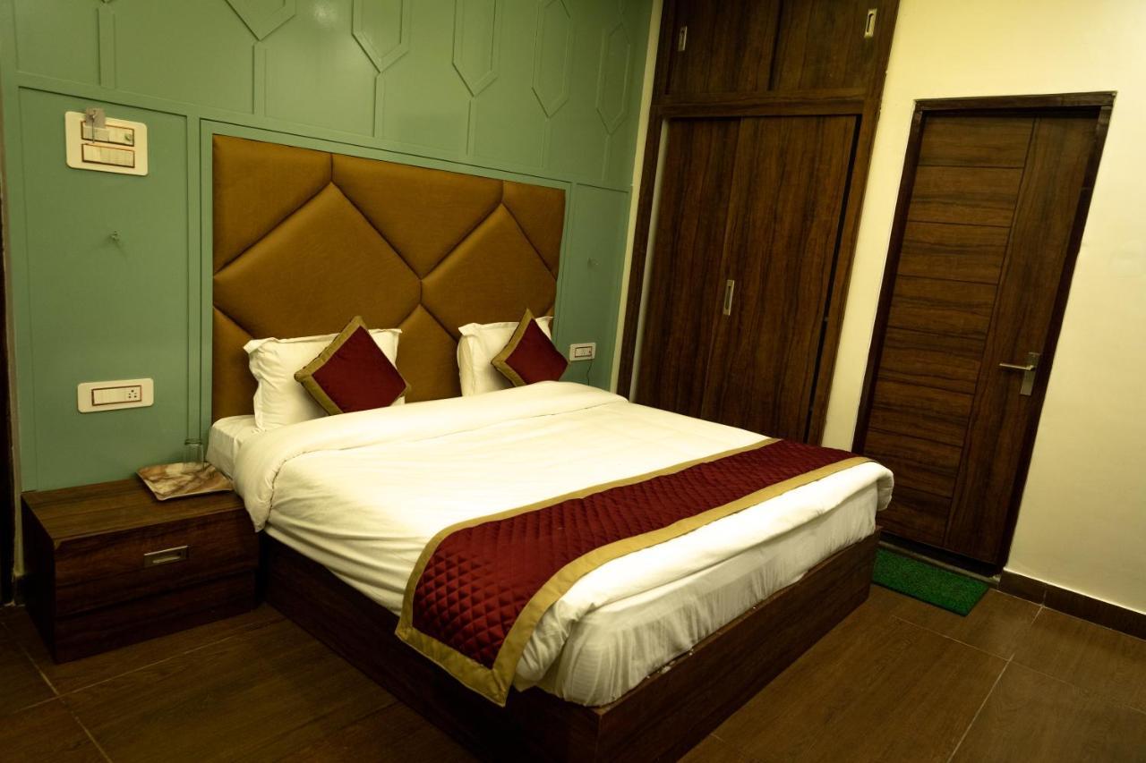 Hotel The Florence Chamba  Bagian luar foto